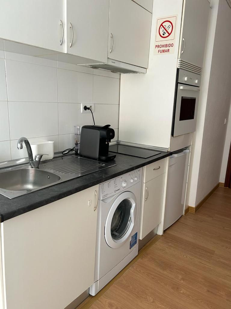 Cuevas Bajas Apartment มาดริด ภายนอก รูปภาพ